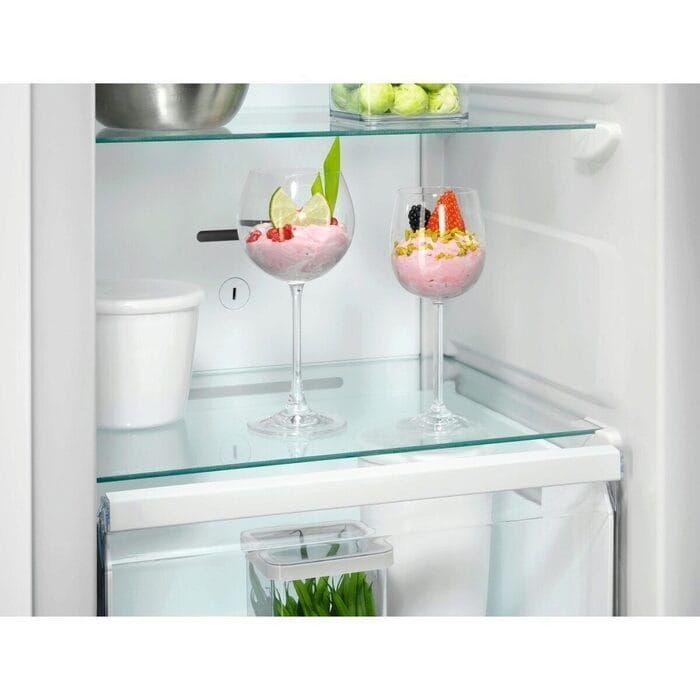 Aeg TB7NA181ES 7000 Series In Column Integrated No Frost Freezer
In Column, 7000, Cabinet Freezer E Energy, No Frost, Sliding Hinge, Recycled Inner L