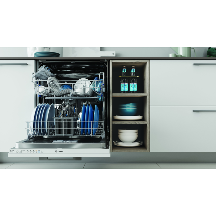 Indesit DIE2B19UK Integrated Full Size Dishwasher - 13 Place Settings