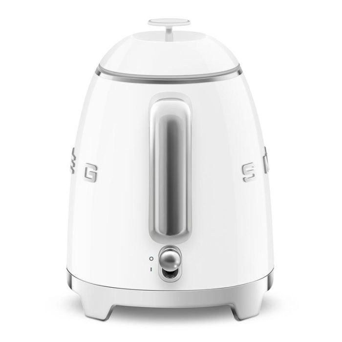 Smeg KLF05WHUK 0.8L Cordless Jug Kettle In White